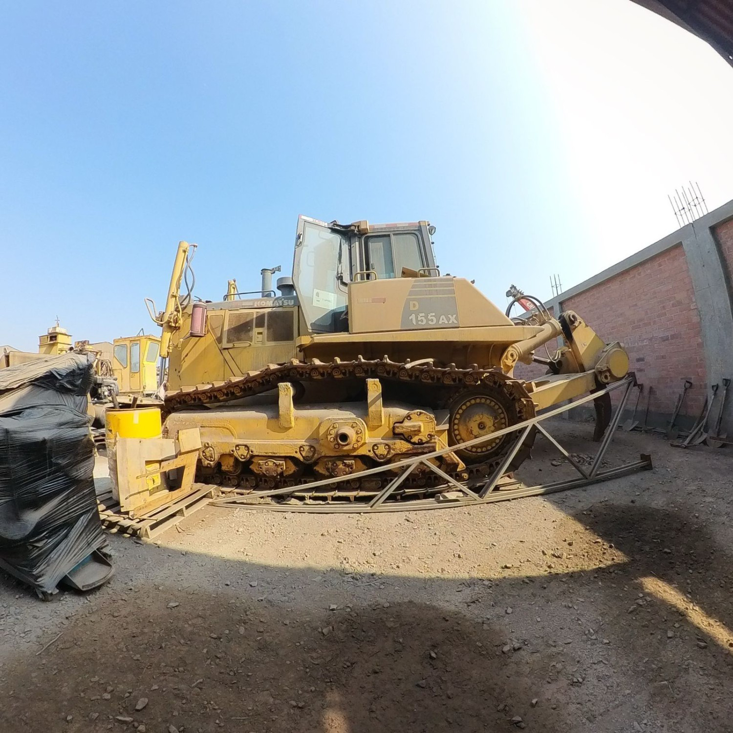 Tractor sobre orugas KOMATSU D155AX-6 (2013) - Foto # 4