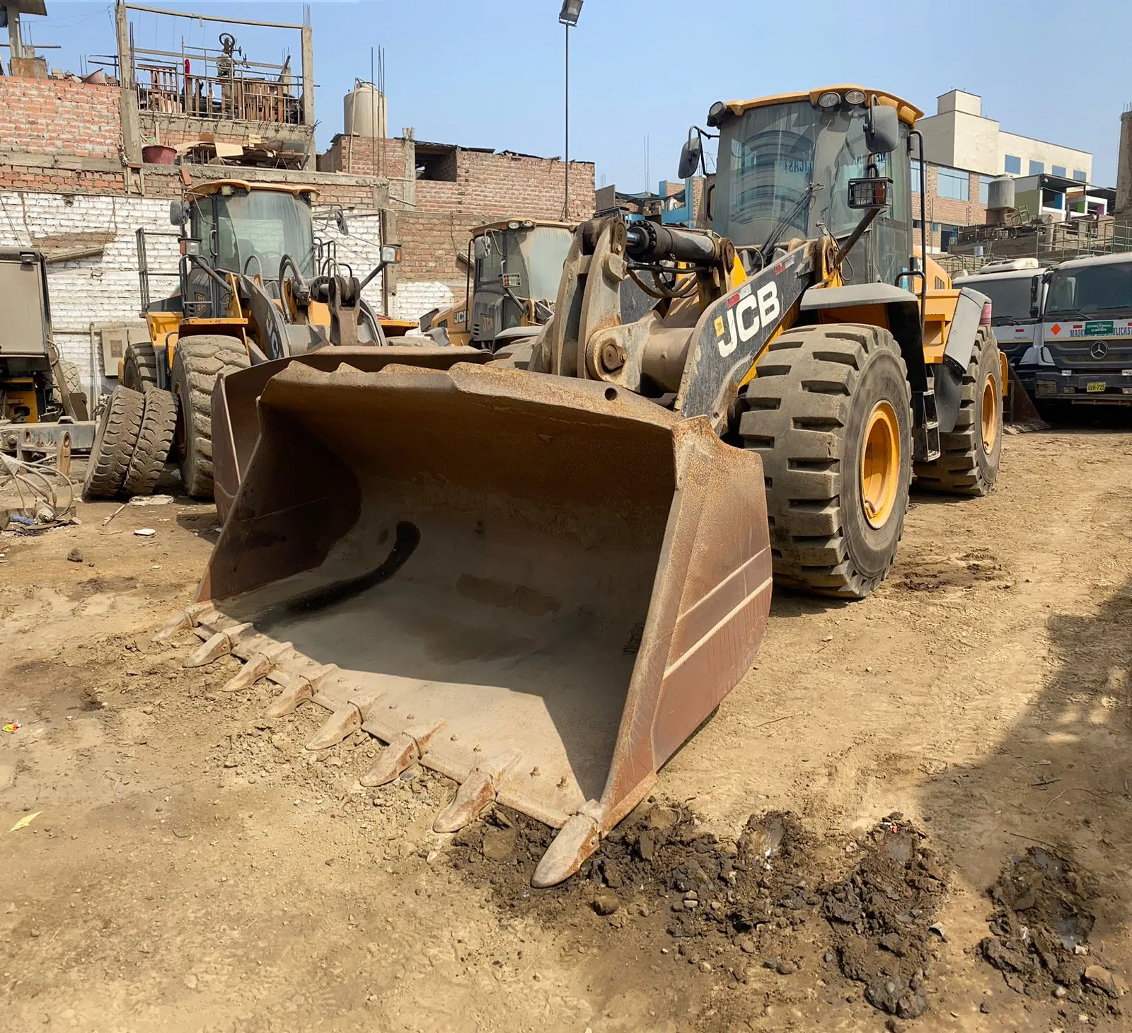 Cargador frontal JCB 455ZX (2017)