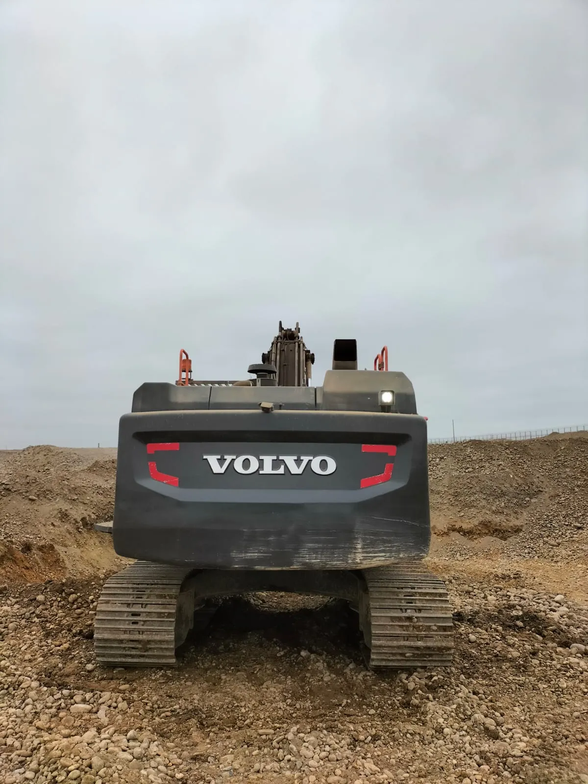 Excavadora VOLVO EC380EL (2018) - Foto # 4