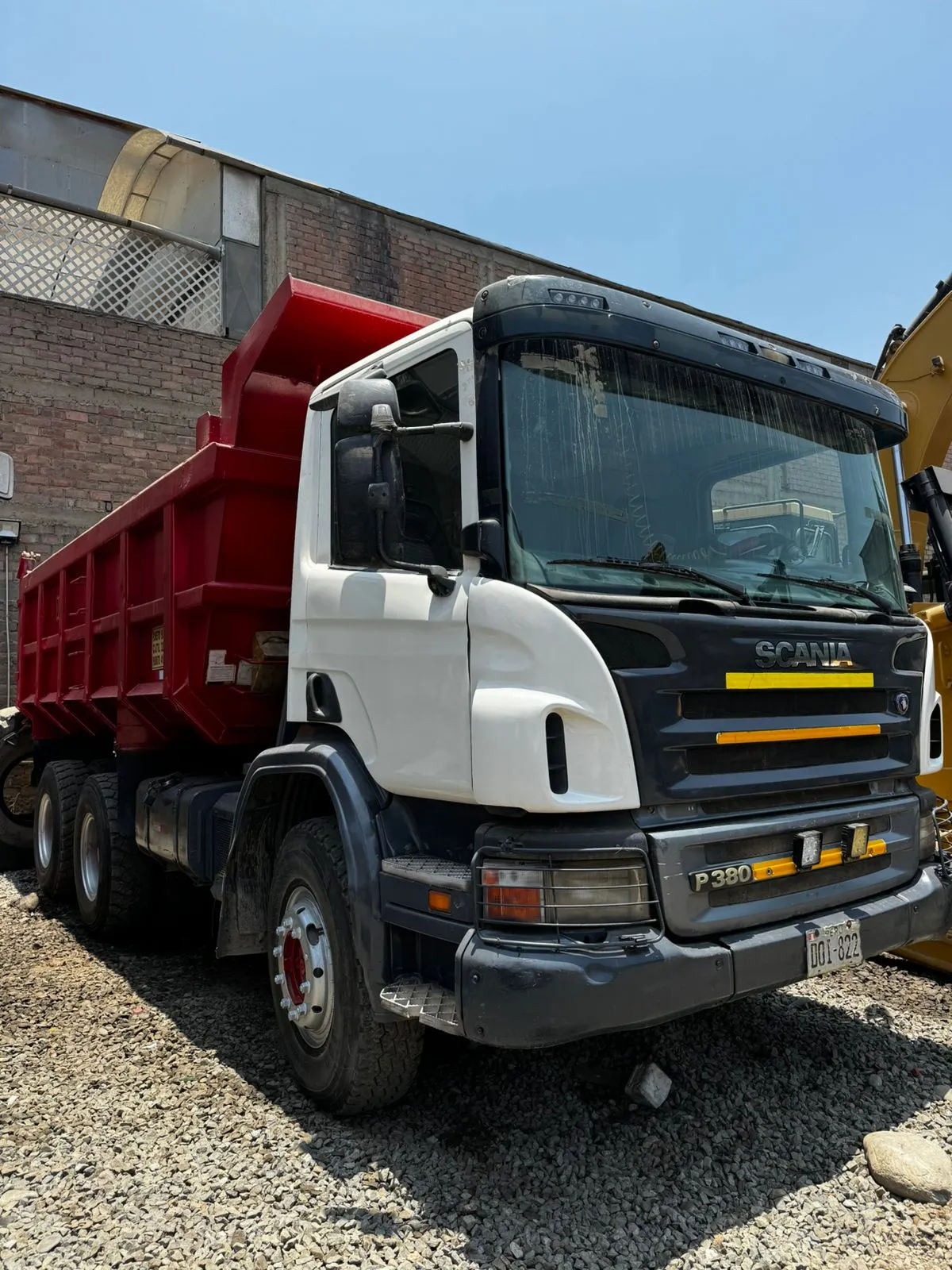 Volquete SCANIA P380 (2009)