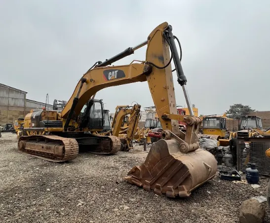 Excavadora CATERPILLAR 336D2 (2009)