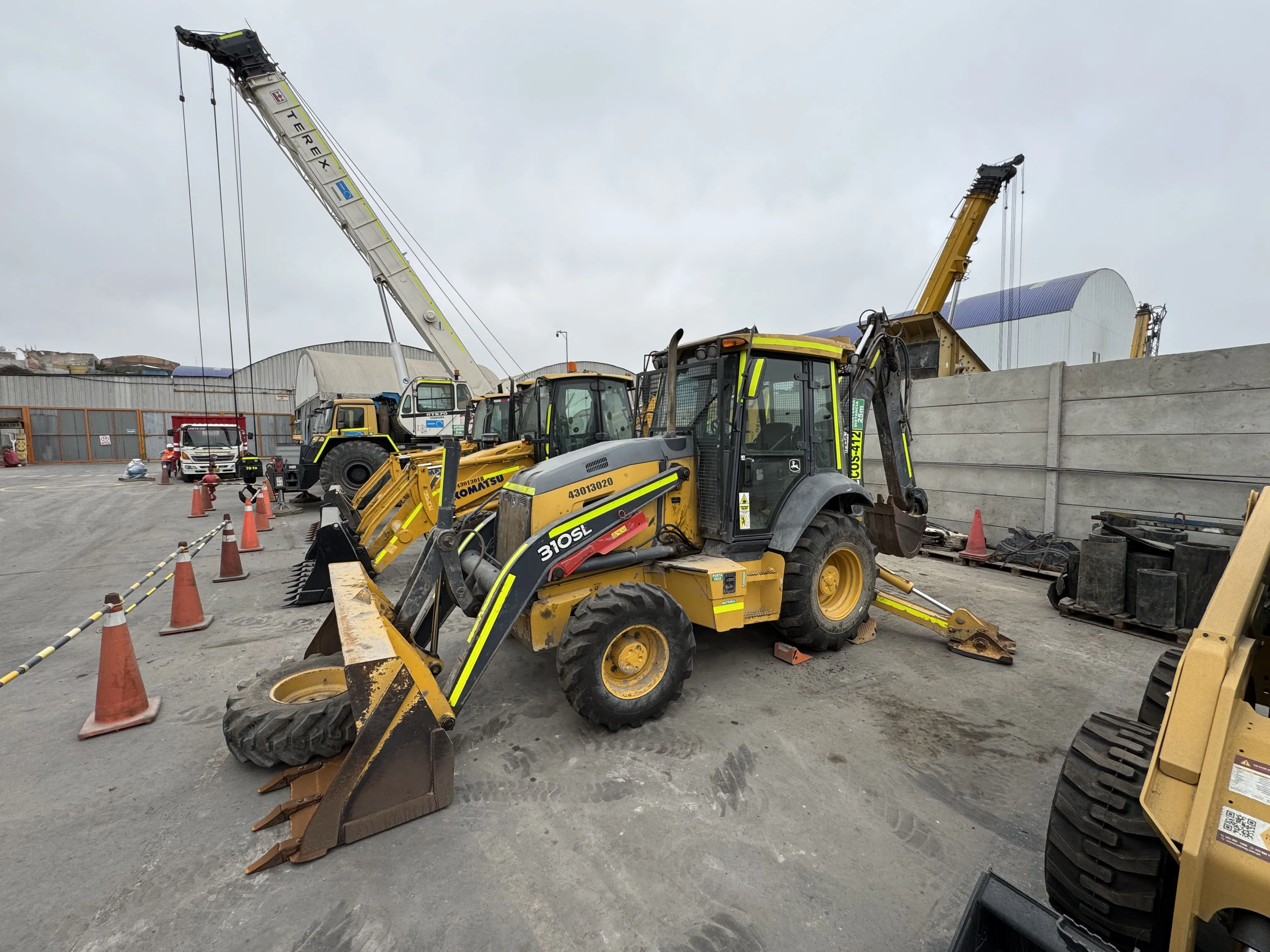 Retroexcavadora JOHN DEERE 310SL (2018)