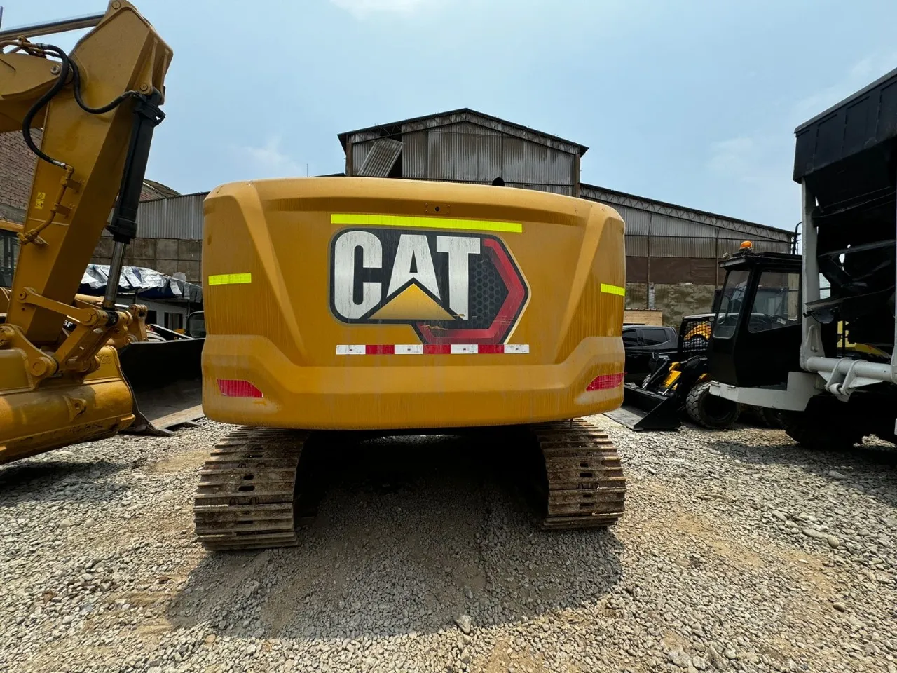 Excavadora CATERPILLAR 320 (2020) - Foto # 5