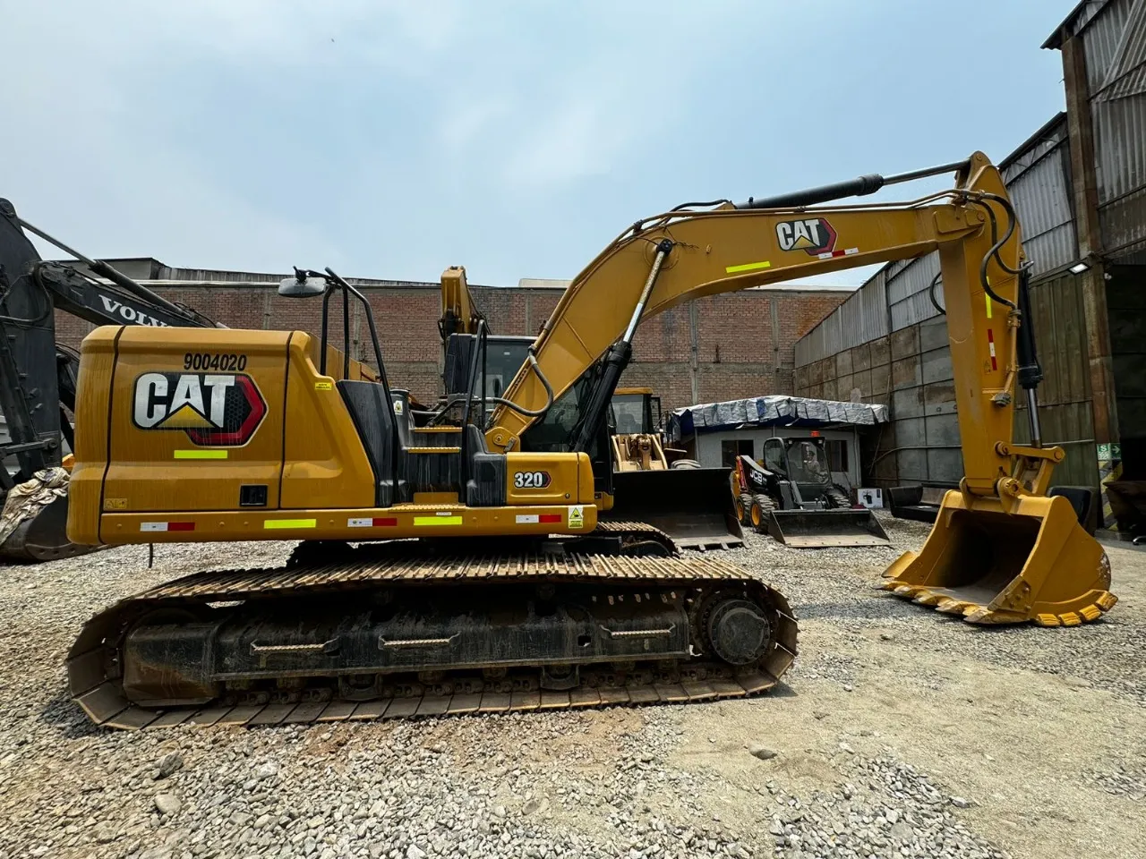 Excavadora CATERPILLAR 320 (2020) - Foto # 3