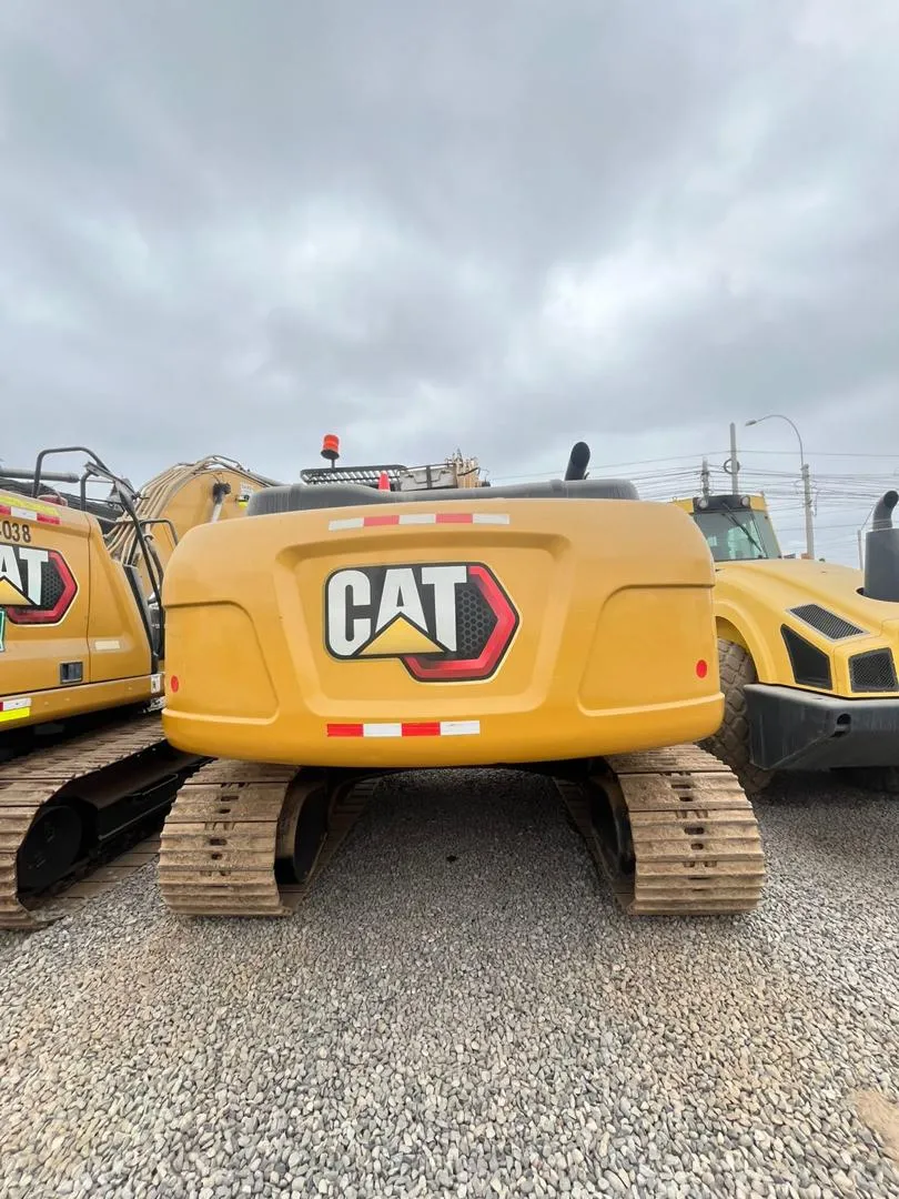 Excavadora CATERPILLAR 323D3 (2023) - Foto # 3