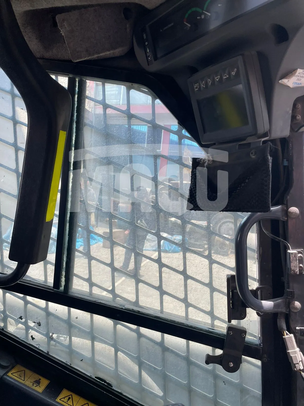 Minicargador JOHN DEERE 324G (2018) - Foto # 2