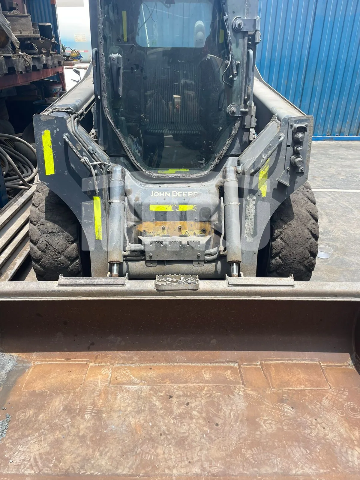 Minicargador JOHN DEERE 324G (2018) - Foto # 4