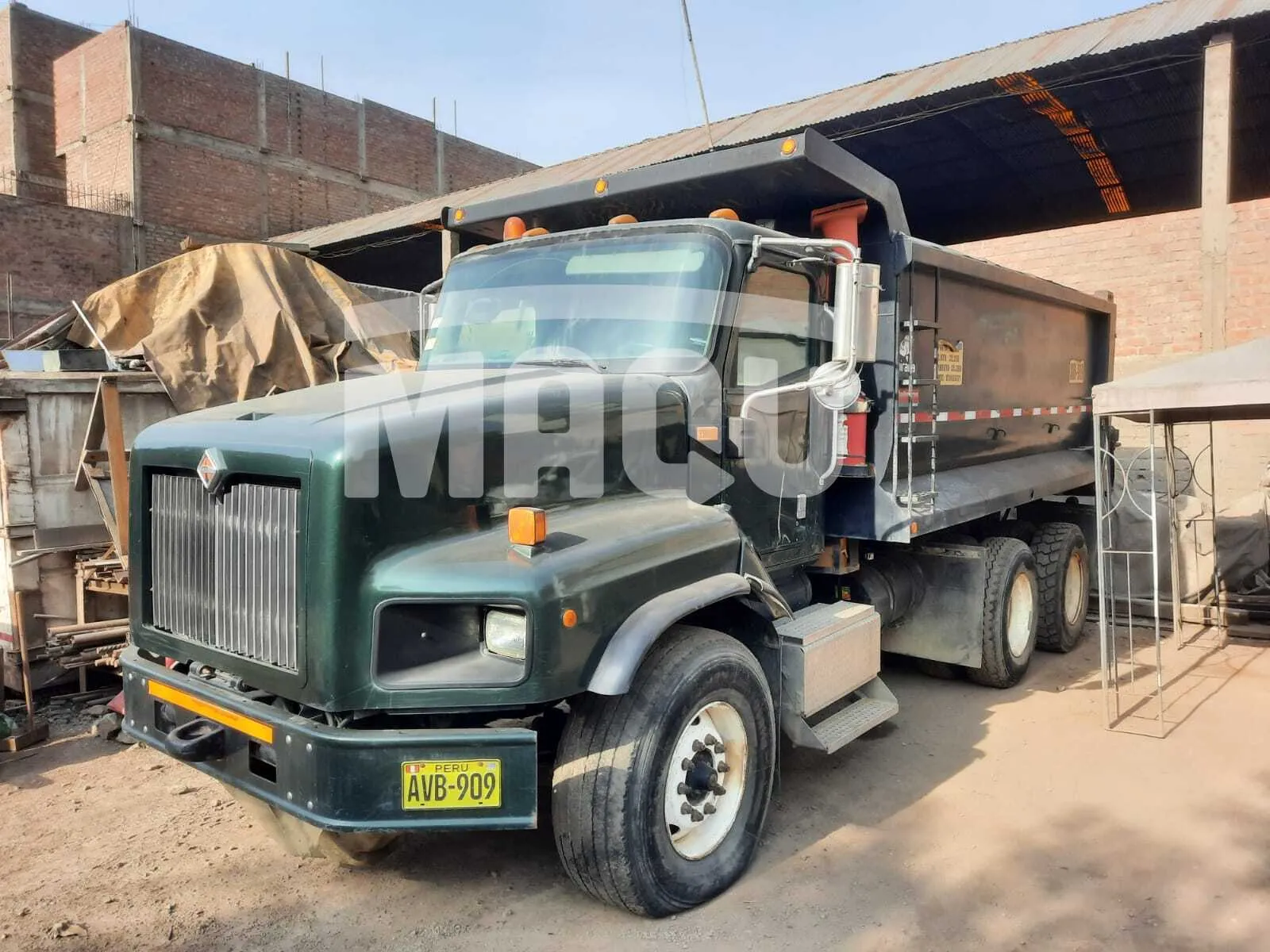 Volquete INTERNATIONAL 5600I 6X4 (2014) - Foto # 3