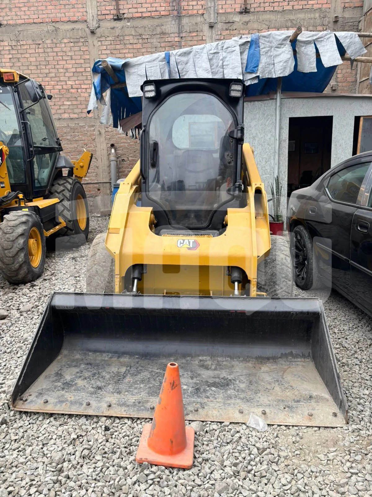 Minicargador CATERPILLAR 264 D3 (2021) - Foto # 2
