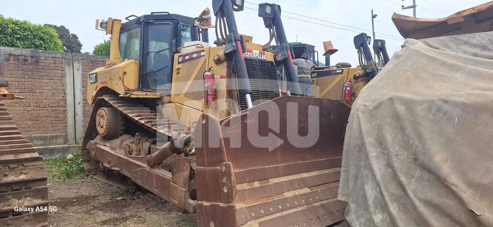 Tractor de oruga CATERPILLAR D6T (2010) - Foto # 2