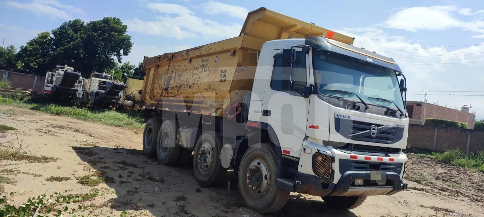 Volquete VOLVO FMX 8X4 (2014) - Foto # 3