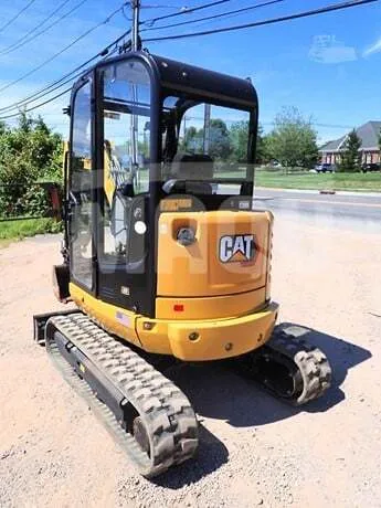 Miniexcavadora CATERPILLAR 302 7D (2021) - Foto # 2