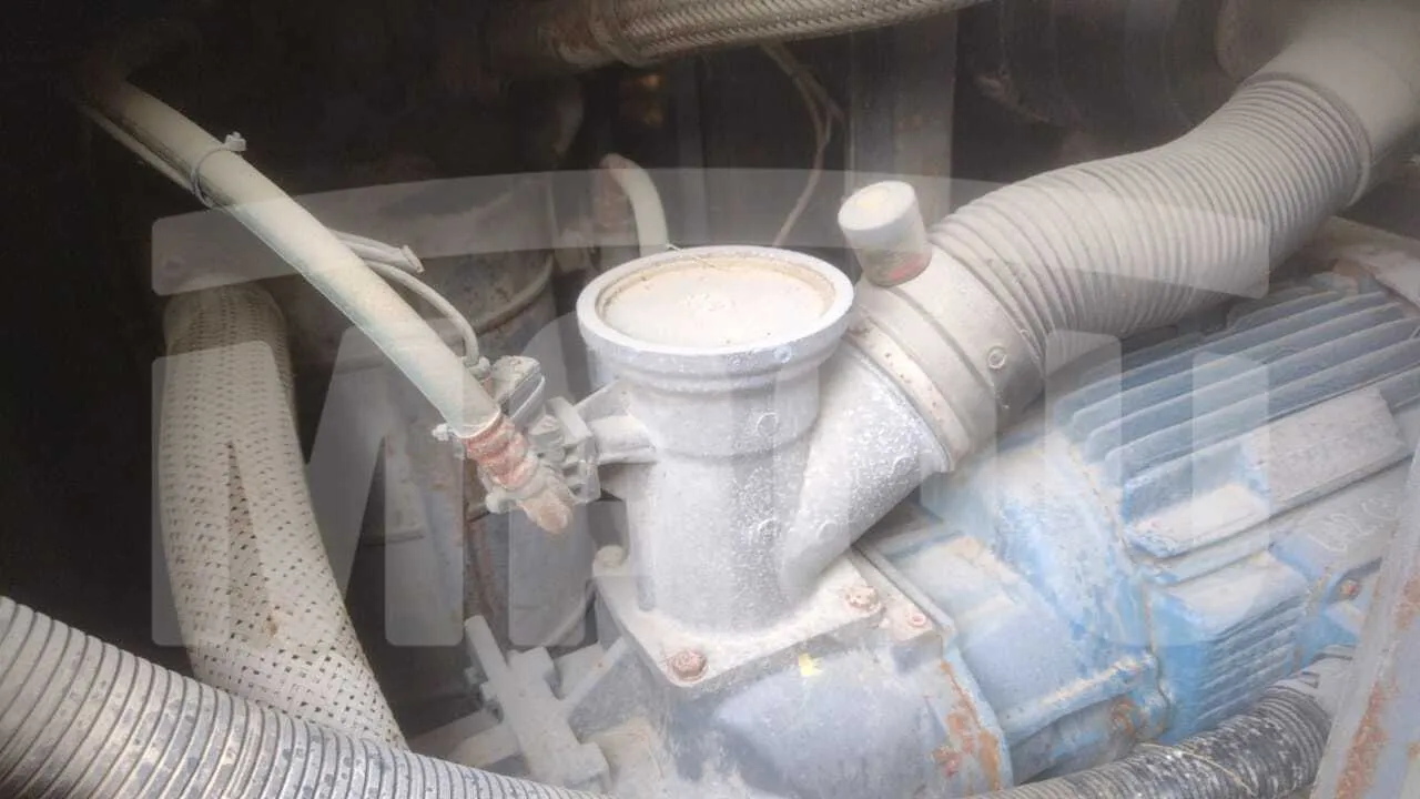Compresora de aire ATLAS COPCO GA45 (2014) - Foto # 8