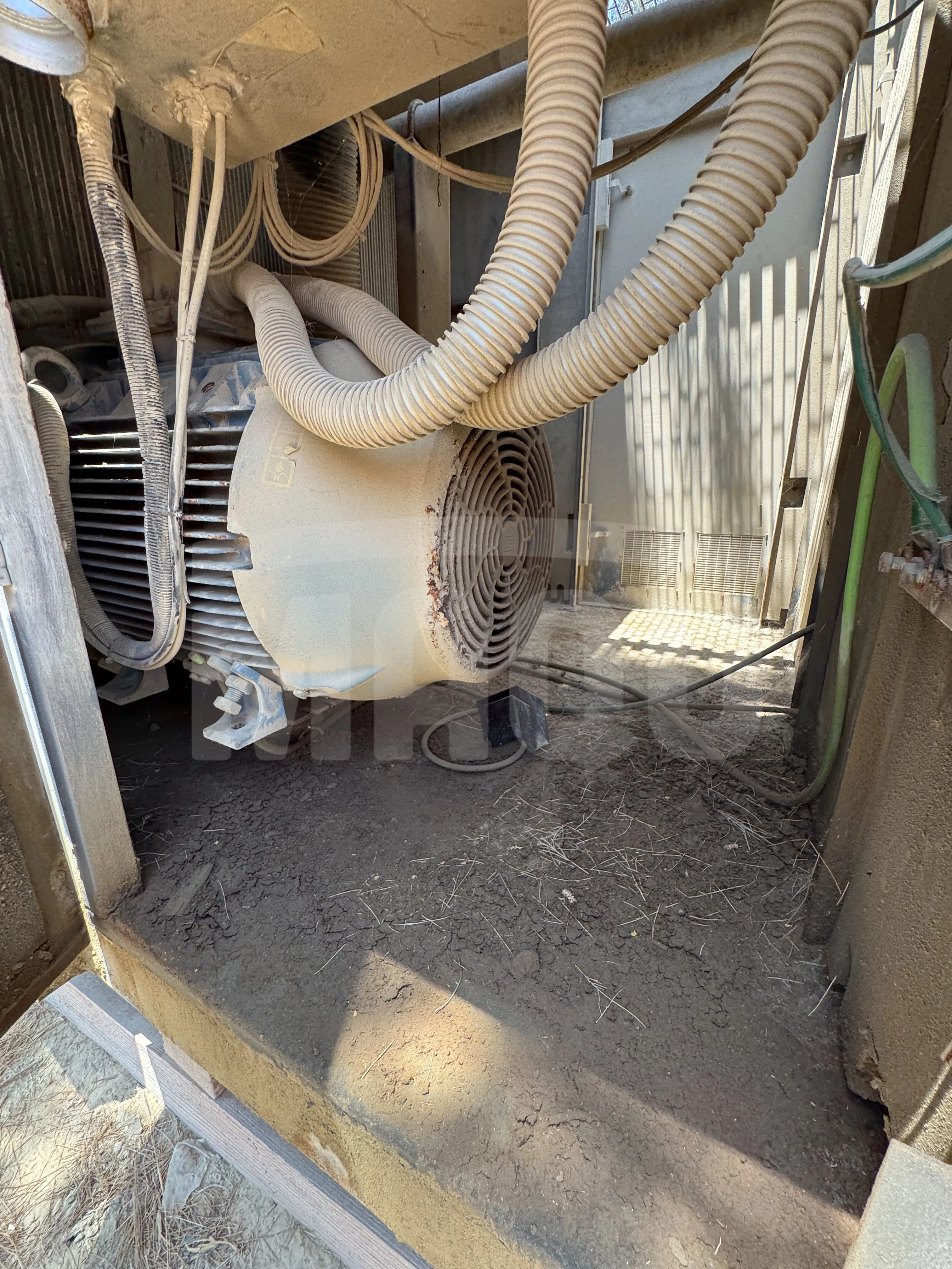 Compresora de aire ATLAS COPCO GA132 (2014) - Foto # 8