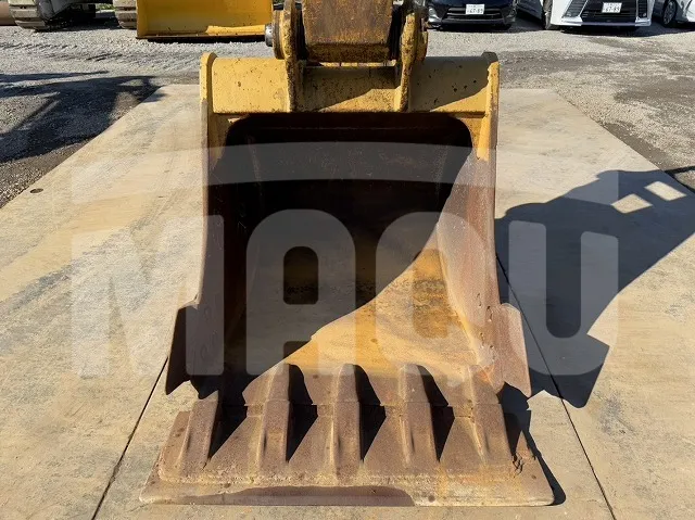 Excavadora CATERPILLAR 320E2 (2016) - Foto # 2