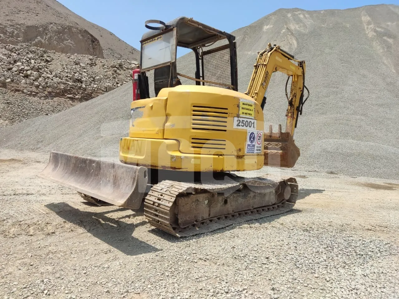Miniexcavadora CATERPILLAR 305E2 CR (2015) - Foto # 2