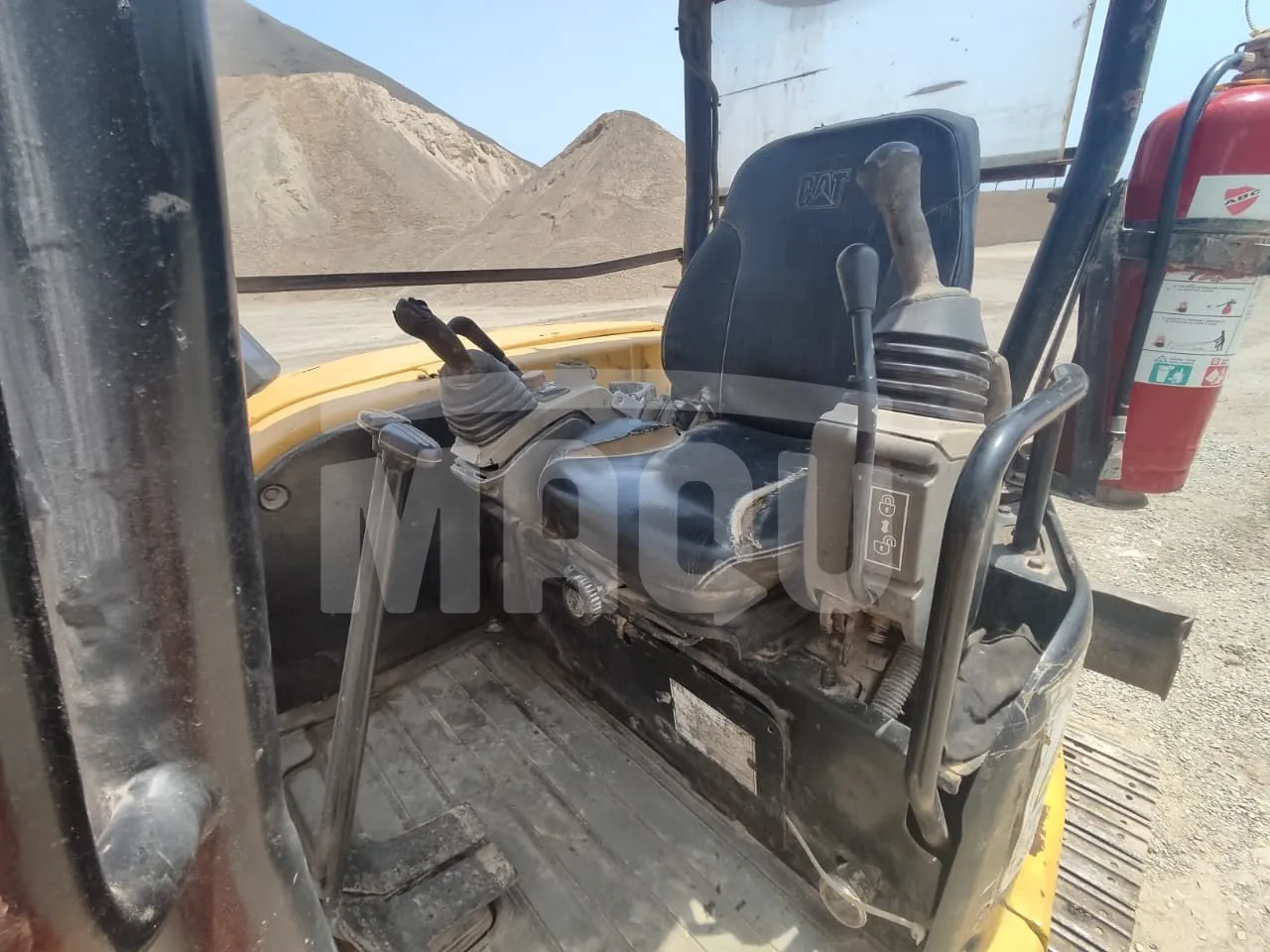 Miniexcavadora CATERPILLAR 305E2 CR (2015) - Foto # 4