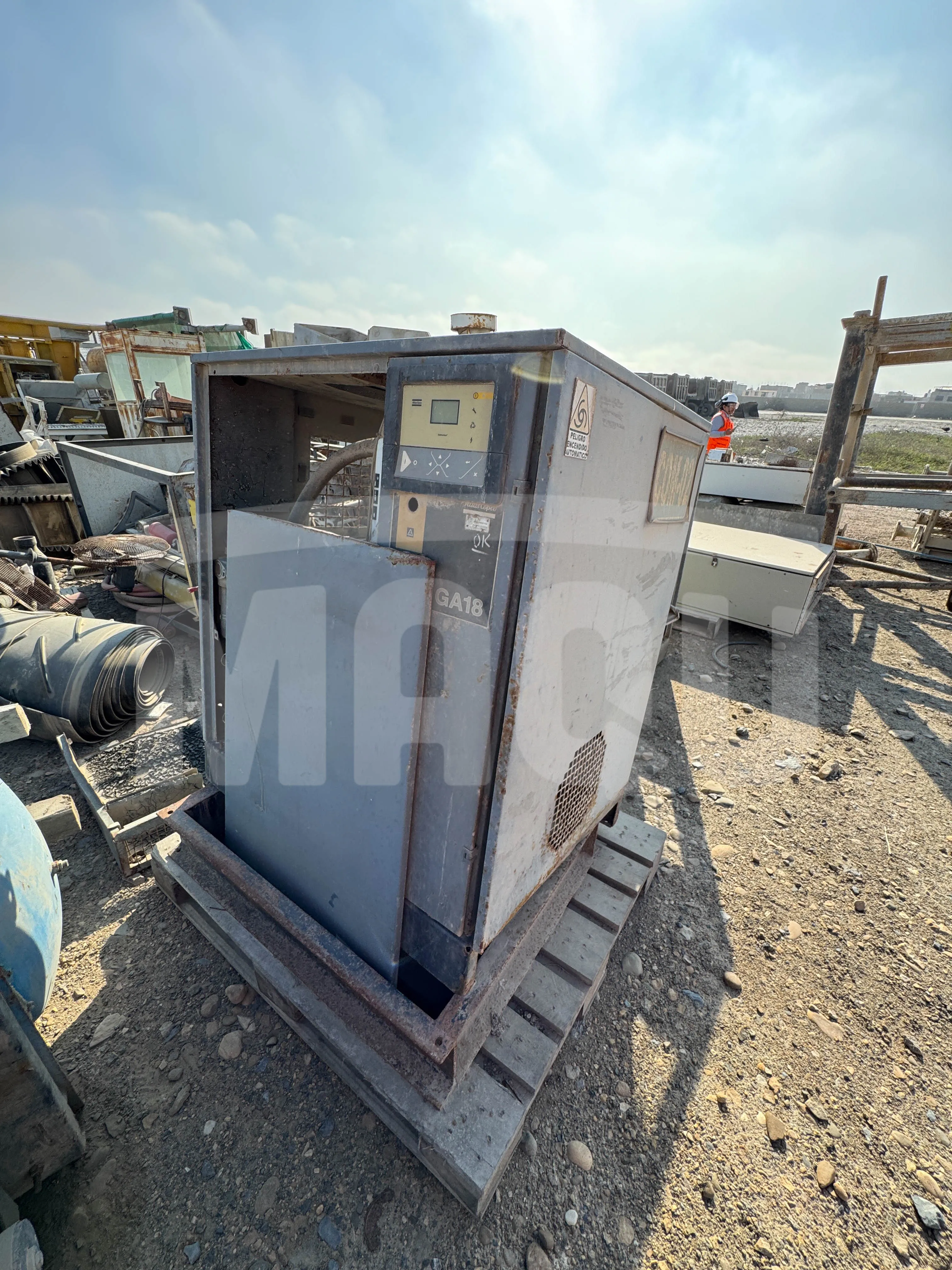 Compresora de aire ATLAS COPCO GA18P (2009) - Foto # 6
