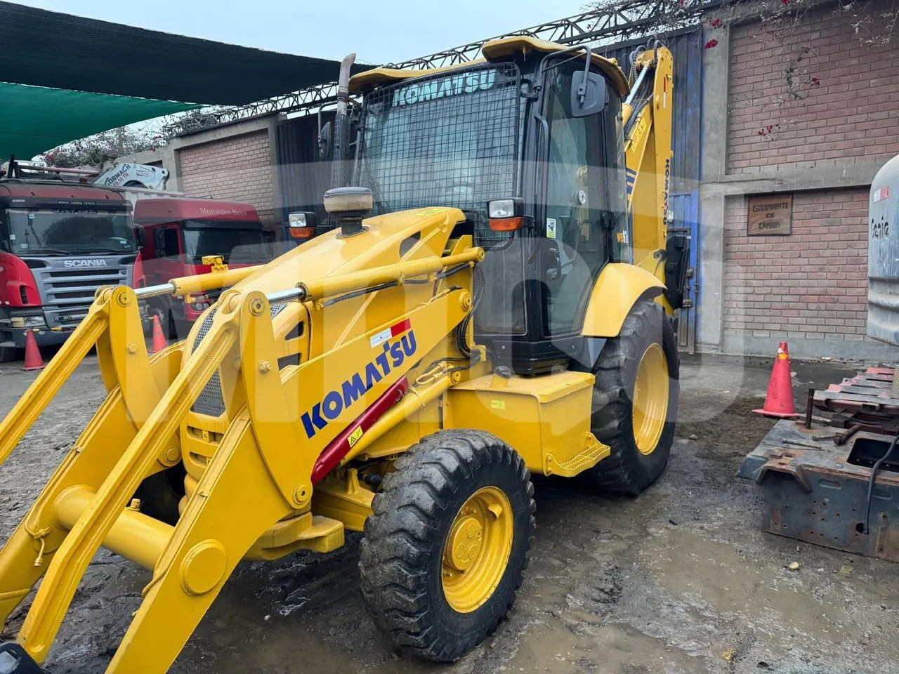 Retroexcavadora KOMATSU WB97R (2019) - Foto # 4