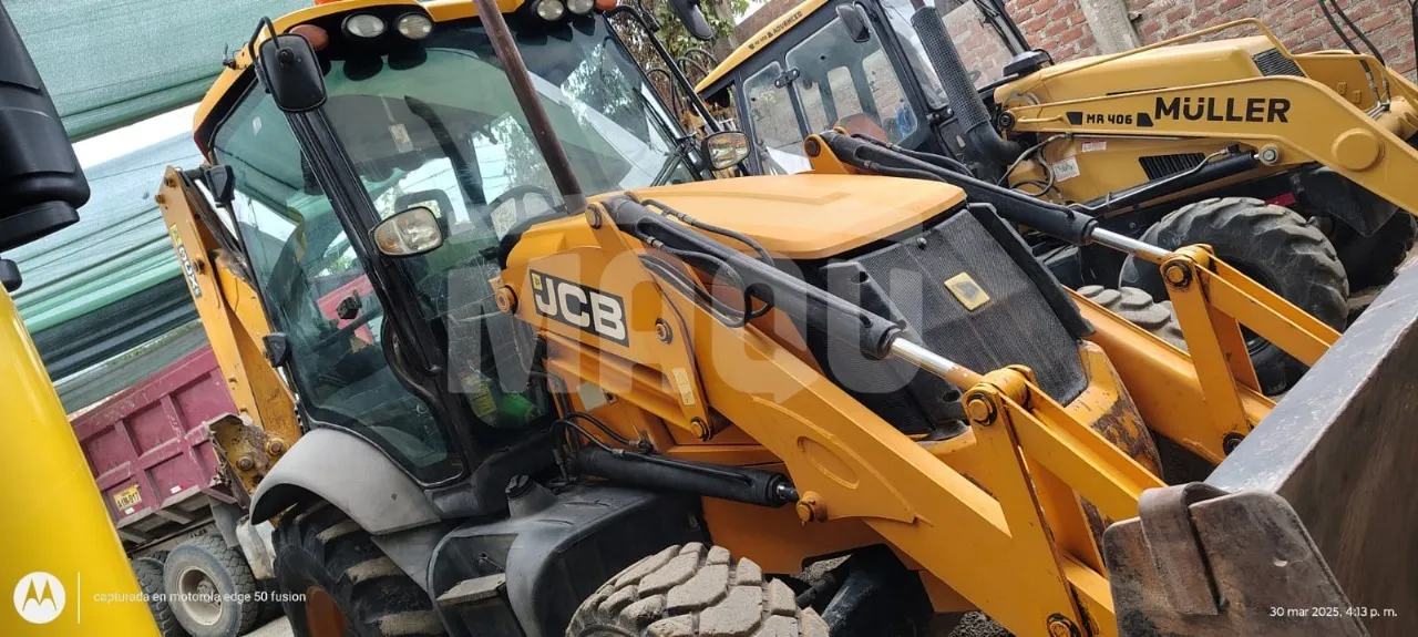 Retroexcavadora JCB 3CX (2017) - Foto # 2