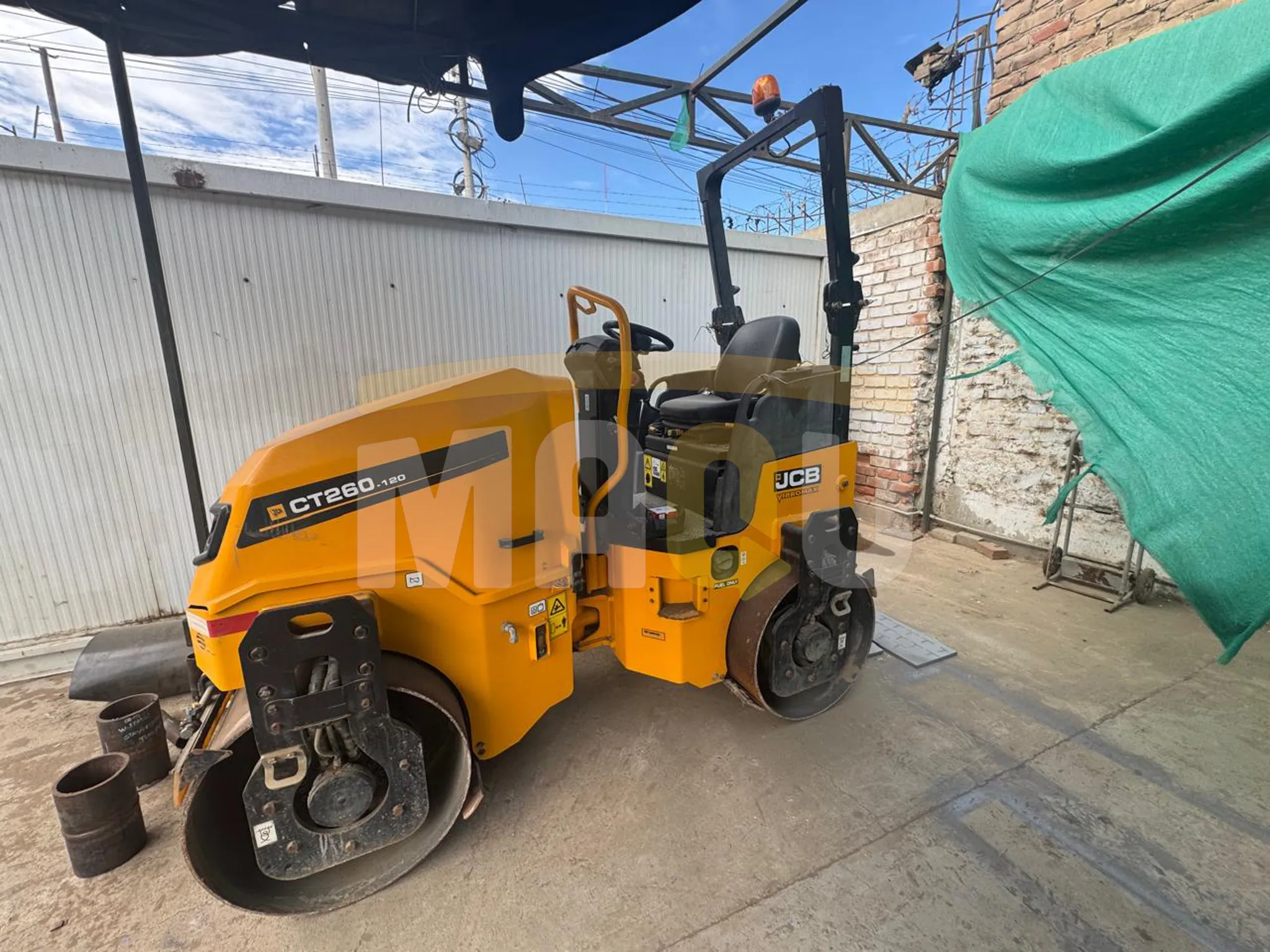 Rodillo JCB CT260 (2022)