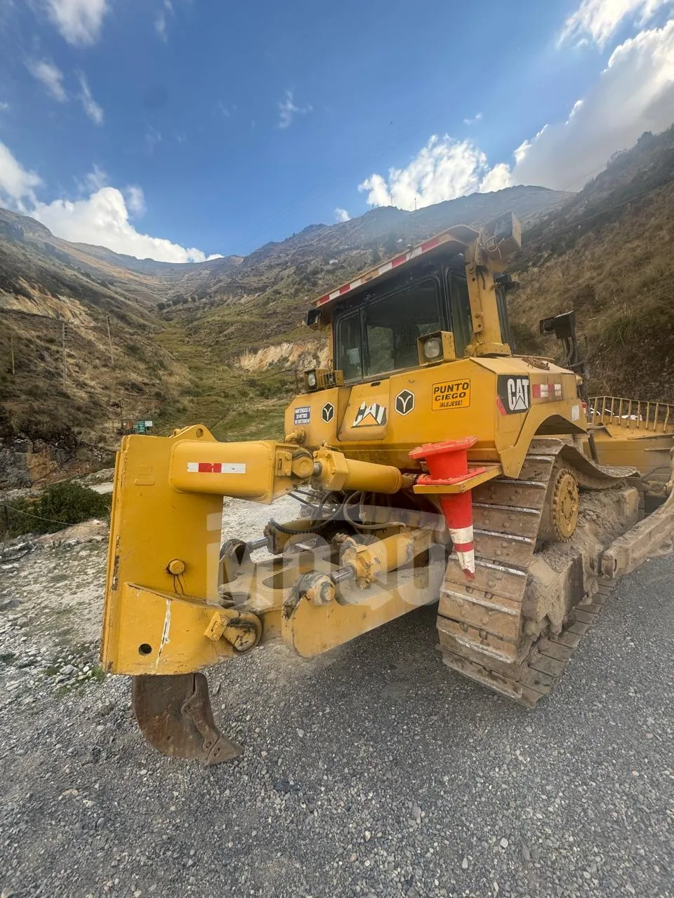 Tractor de oruga CATERPILLAR D8T (2011)