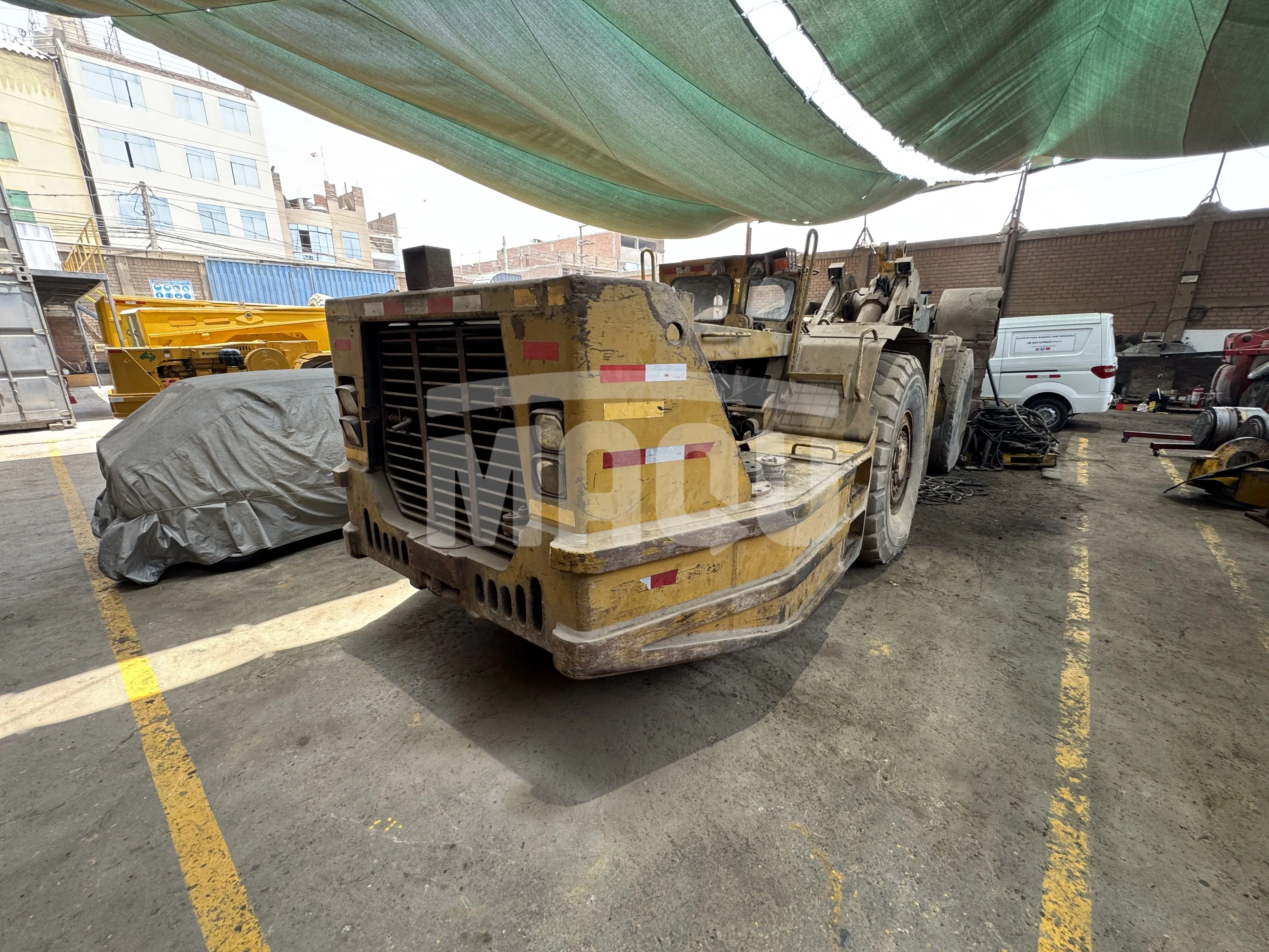 Cargador de bajo perfil CATERPILLAR R1600G (2013) - Foto # 5