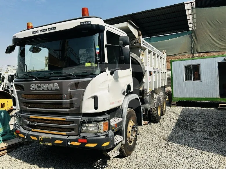 Volquete SCANIA P460 B6X4 (2013)