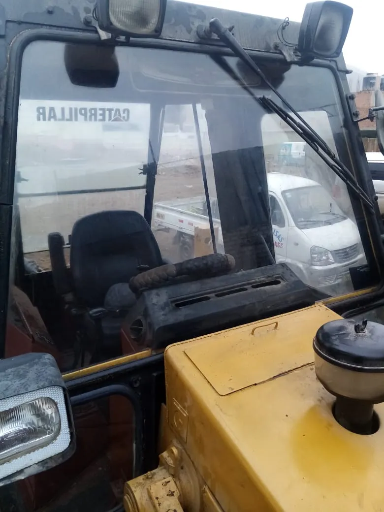 Retroexcavadora CATERPILLAR 428D (2000) - Foto # 2