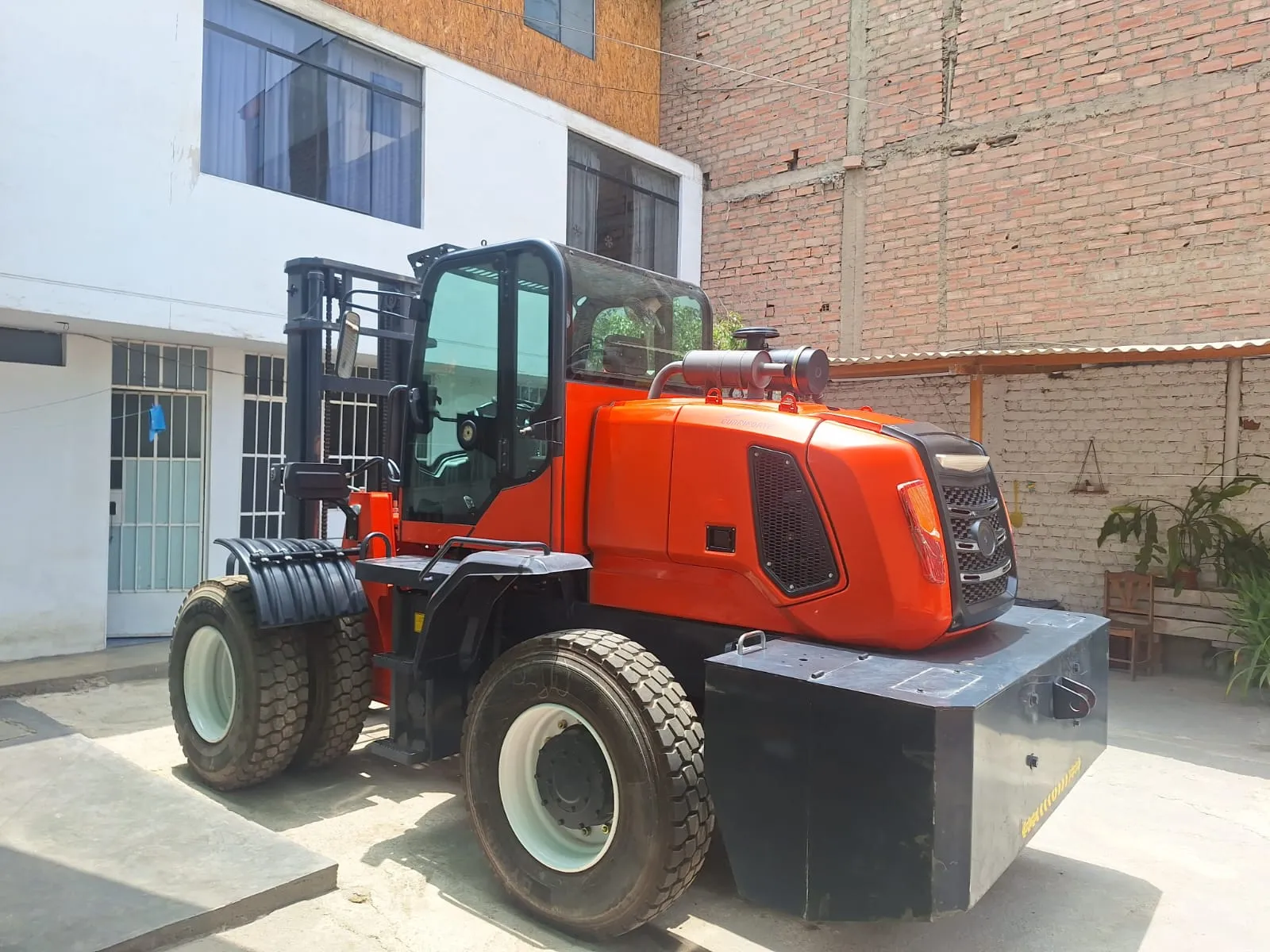 Montacargas HENGWANG HW-60 ALL-TERRAIN (2023) - Foto # 4