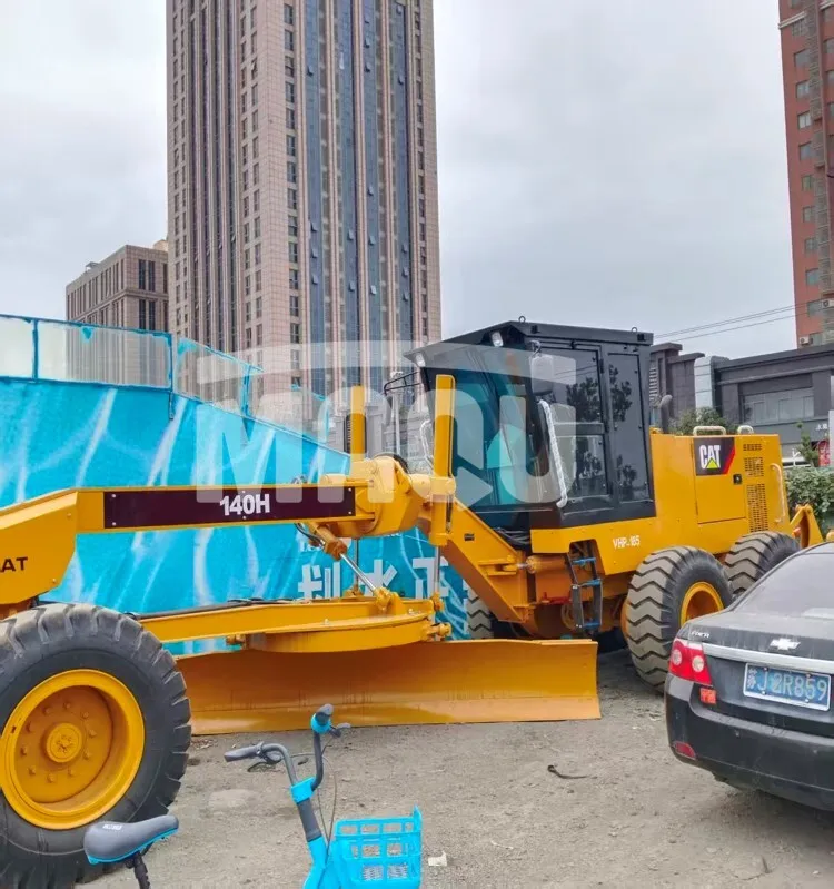 Motoniveladoras CATERPILLAR 140H (2024) - Foto # 4