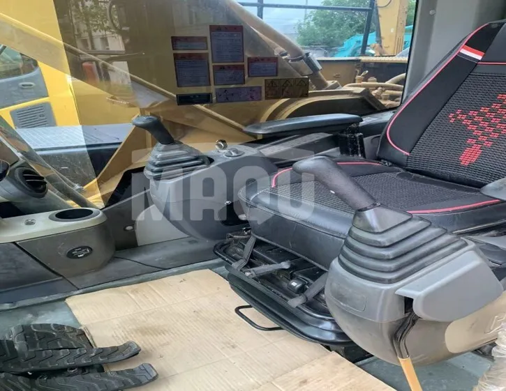 Excavadora sobre orugas CATERPILLAR 336GC (2022) - Foto # 3