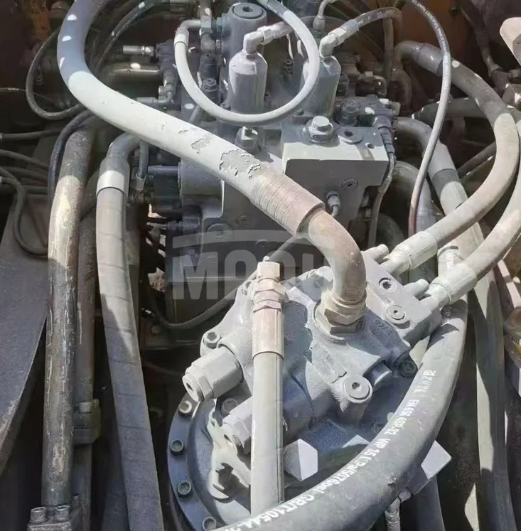 Excavadora sobre orugas VOLVO 360 (2019) - Foto # 2