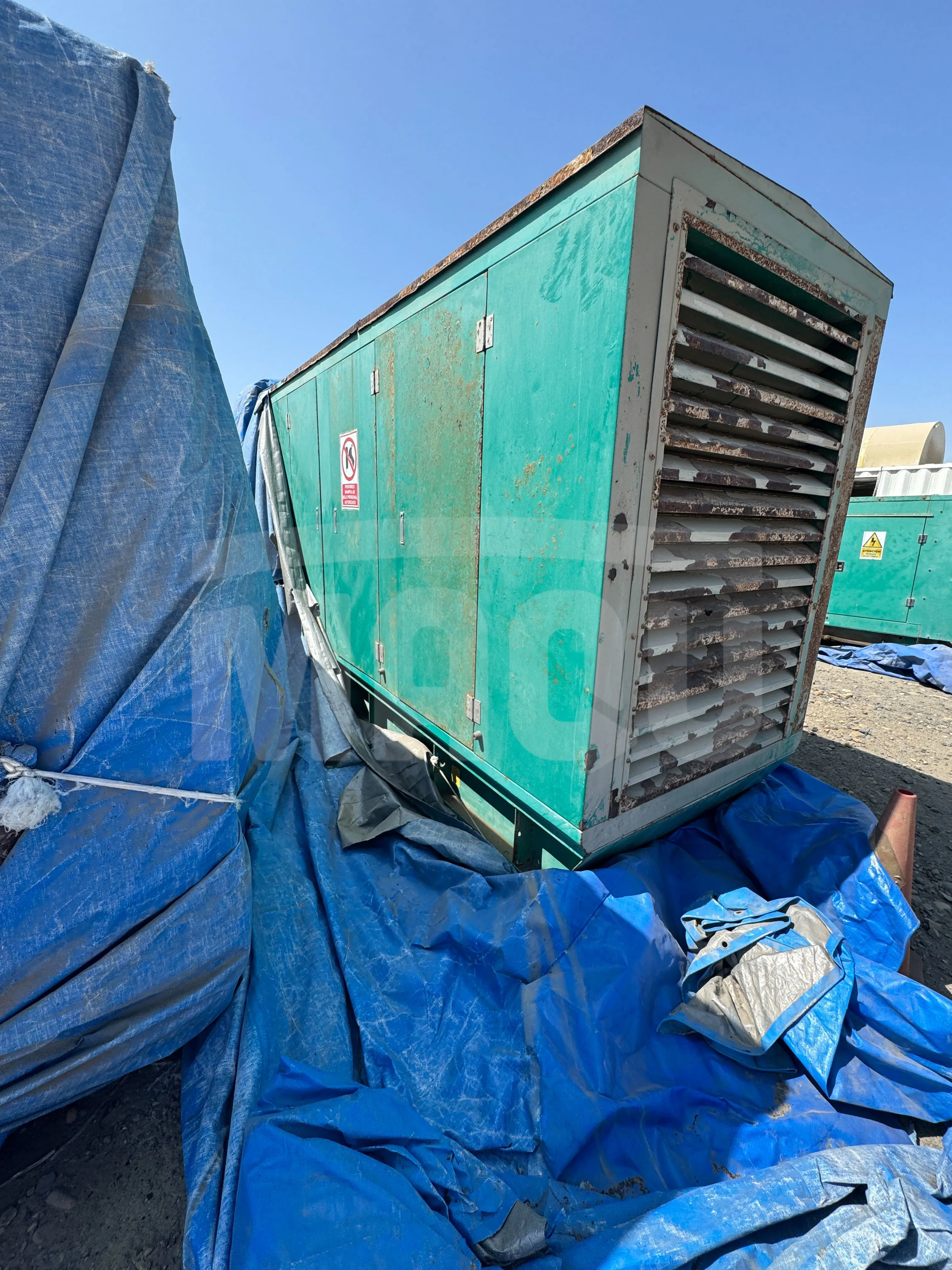 Grupo electrógeno CUMMINS C135D6 (2011)