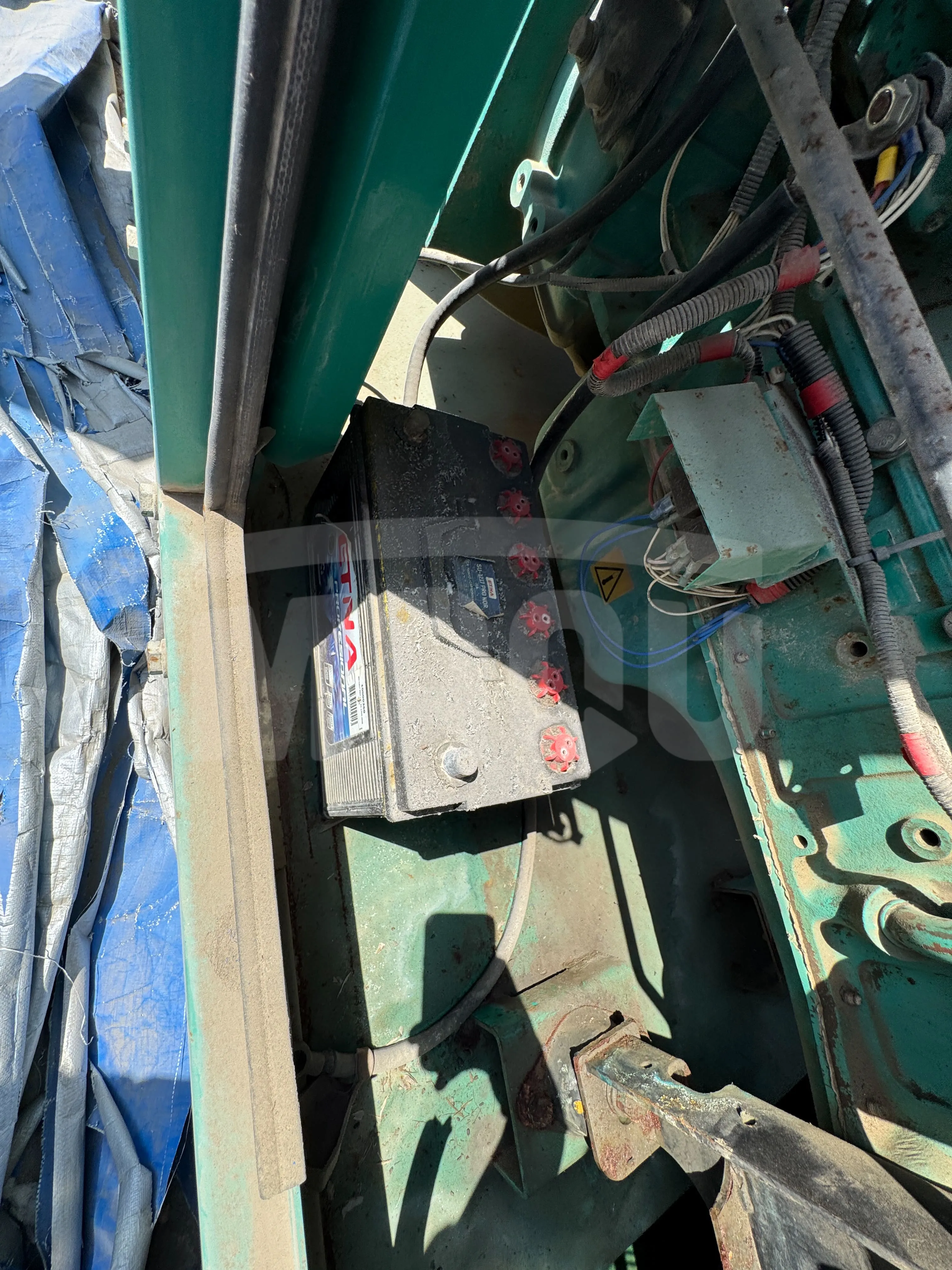 Grupo electrógeno CUMMINS C135D6 (2011) - Foto # 3