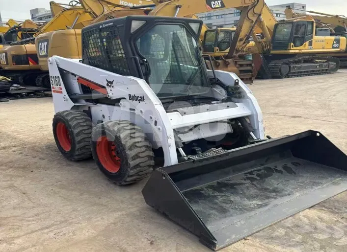 Minicargador BOBCAT S160 (2024) - Foto # 3