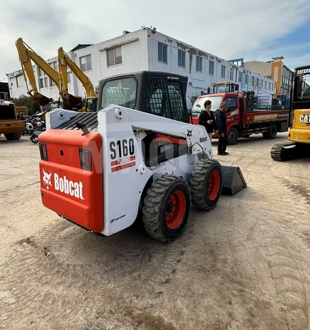 Minicargador BOBCAT S160 (2024) - Foto # 2