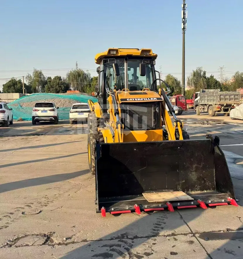 Retroexcavadora CATERPILLAR 420F2 (2022) - Foto # 3