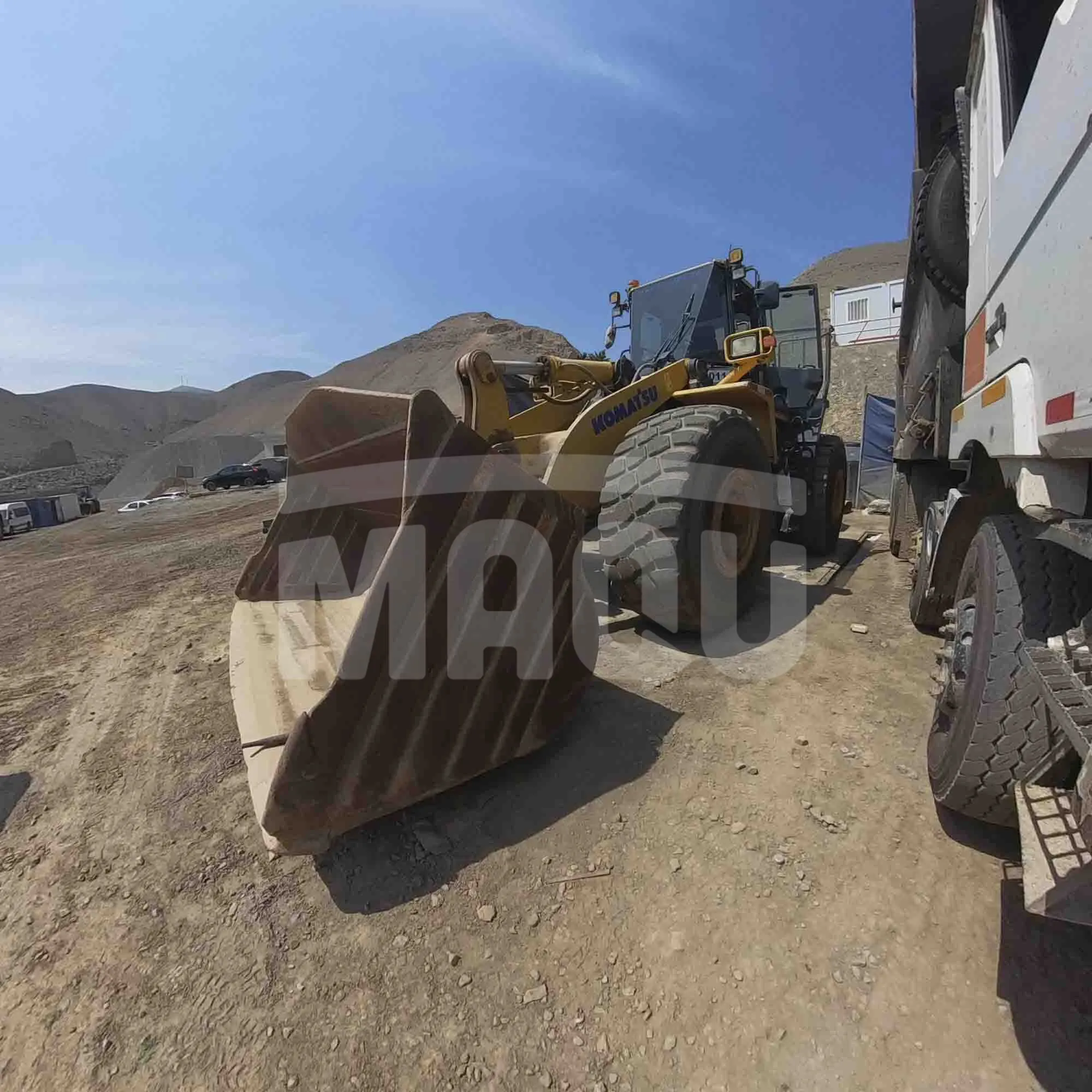 Cargador frontal KOMATSU WA470-6R (2018) - Foto # 3