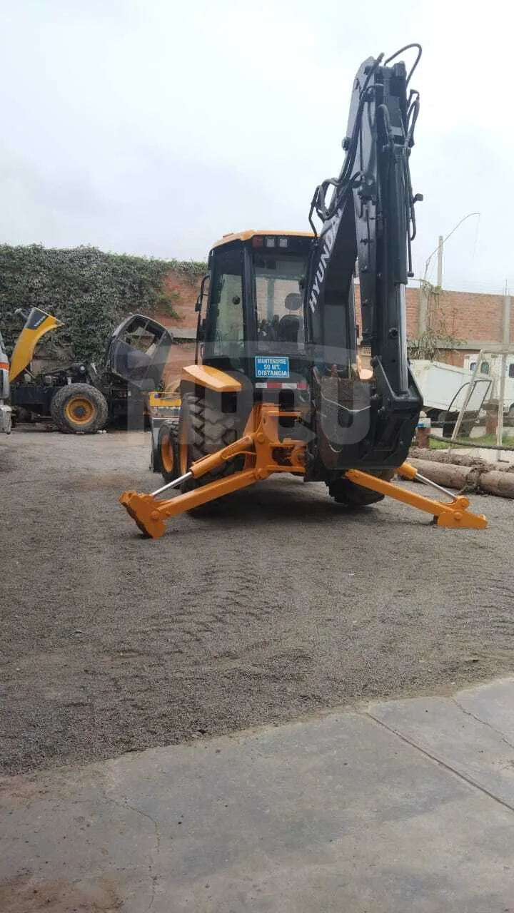 Retroexcavadora HYUNDAI H940C (2017) - Foto # 6