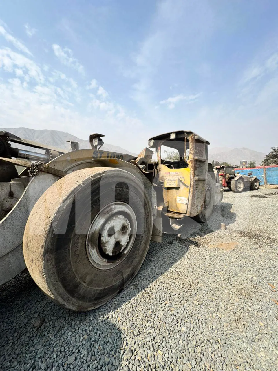 Cargador de bajo perfil EPIROC ST1030 (2011) - Foto # 8