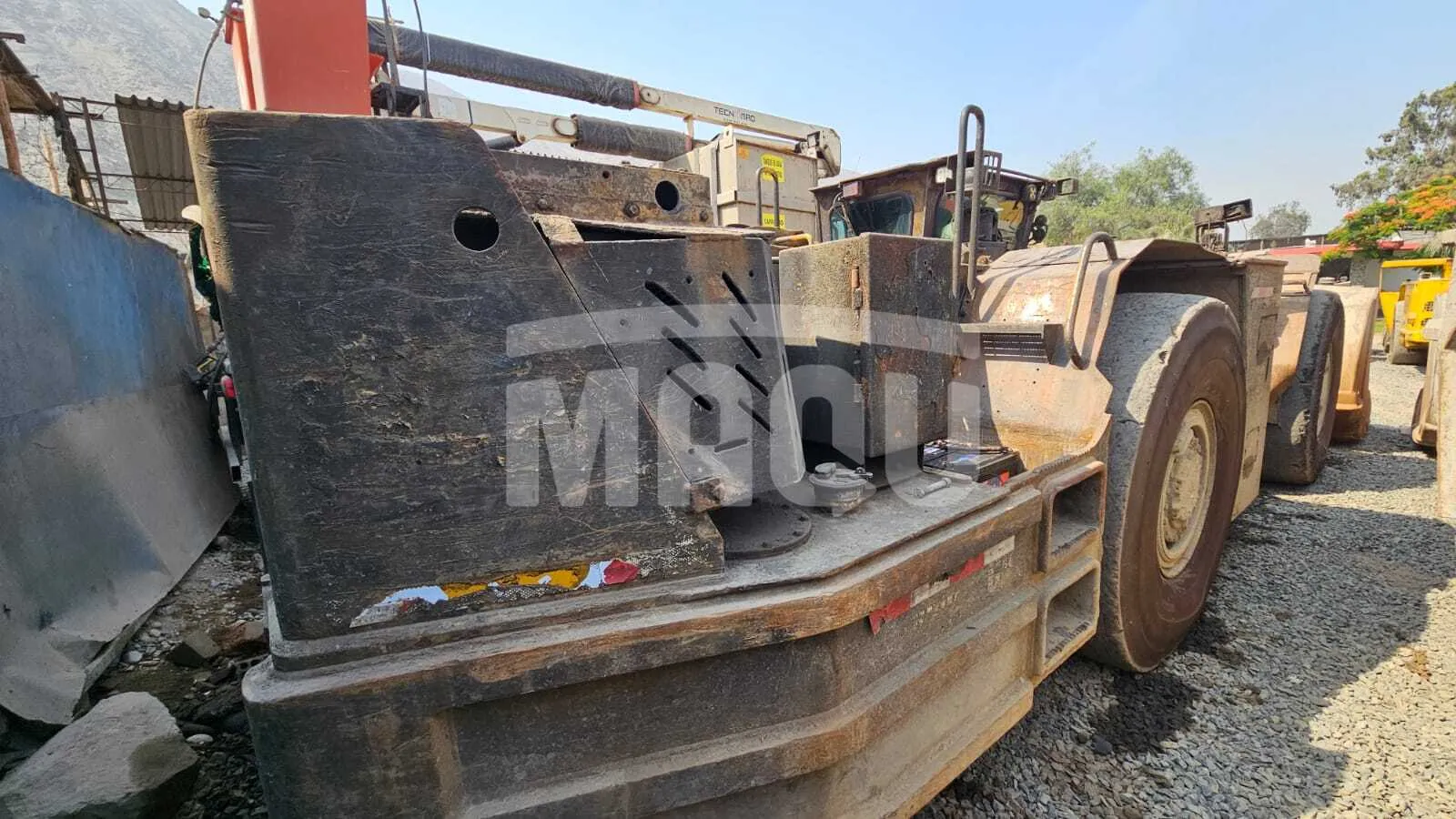 Cargador de bajo perfil CATERPILLAR R1600H (2021) - Foto # 9