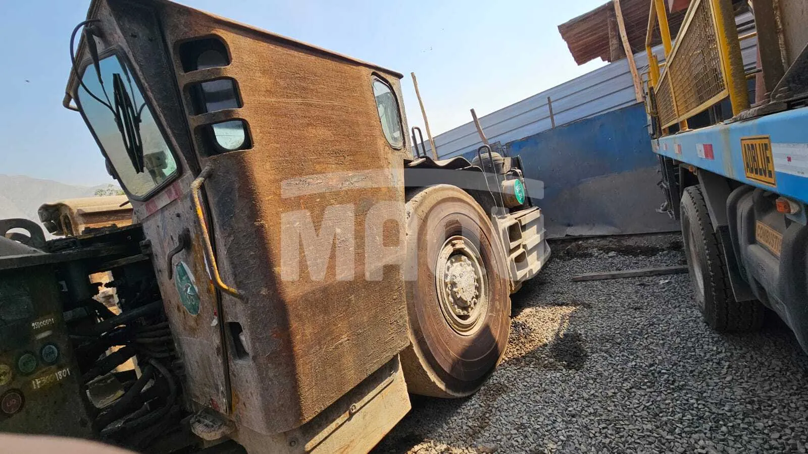 Cargador de bajo perfil CATERPILLAR R1600H (2021) - Foto # 10