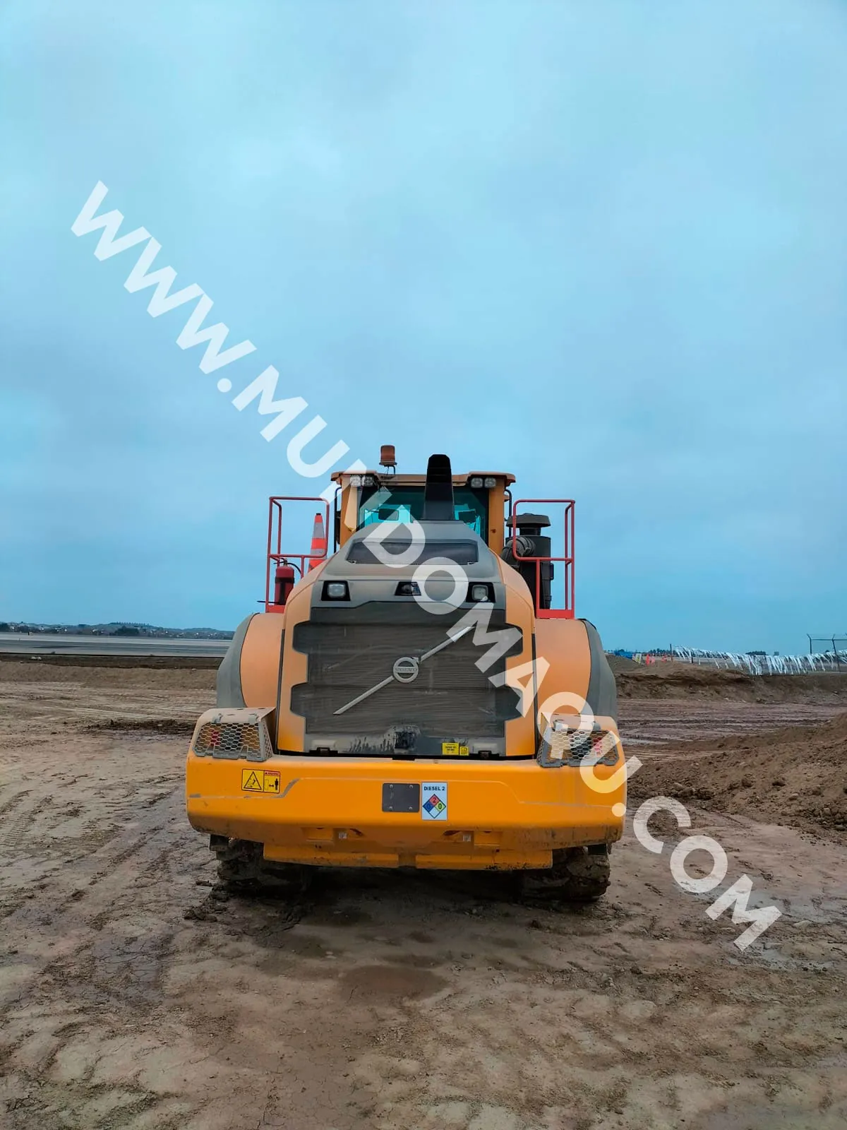 Cargador frontal VOLVO L180H (2017)