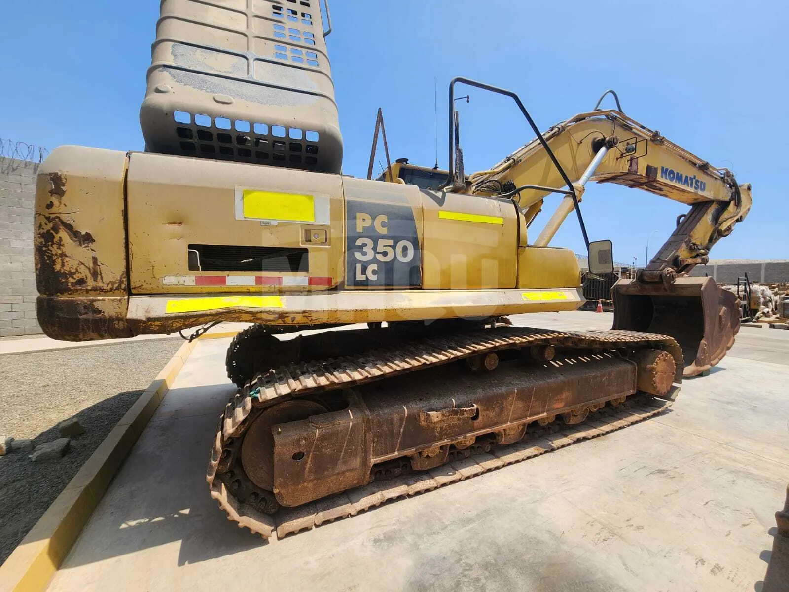 Excavadora sobre orugas KOMATSU PC350LC-8 (2013) - Foto # 2