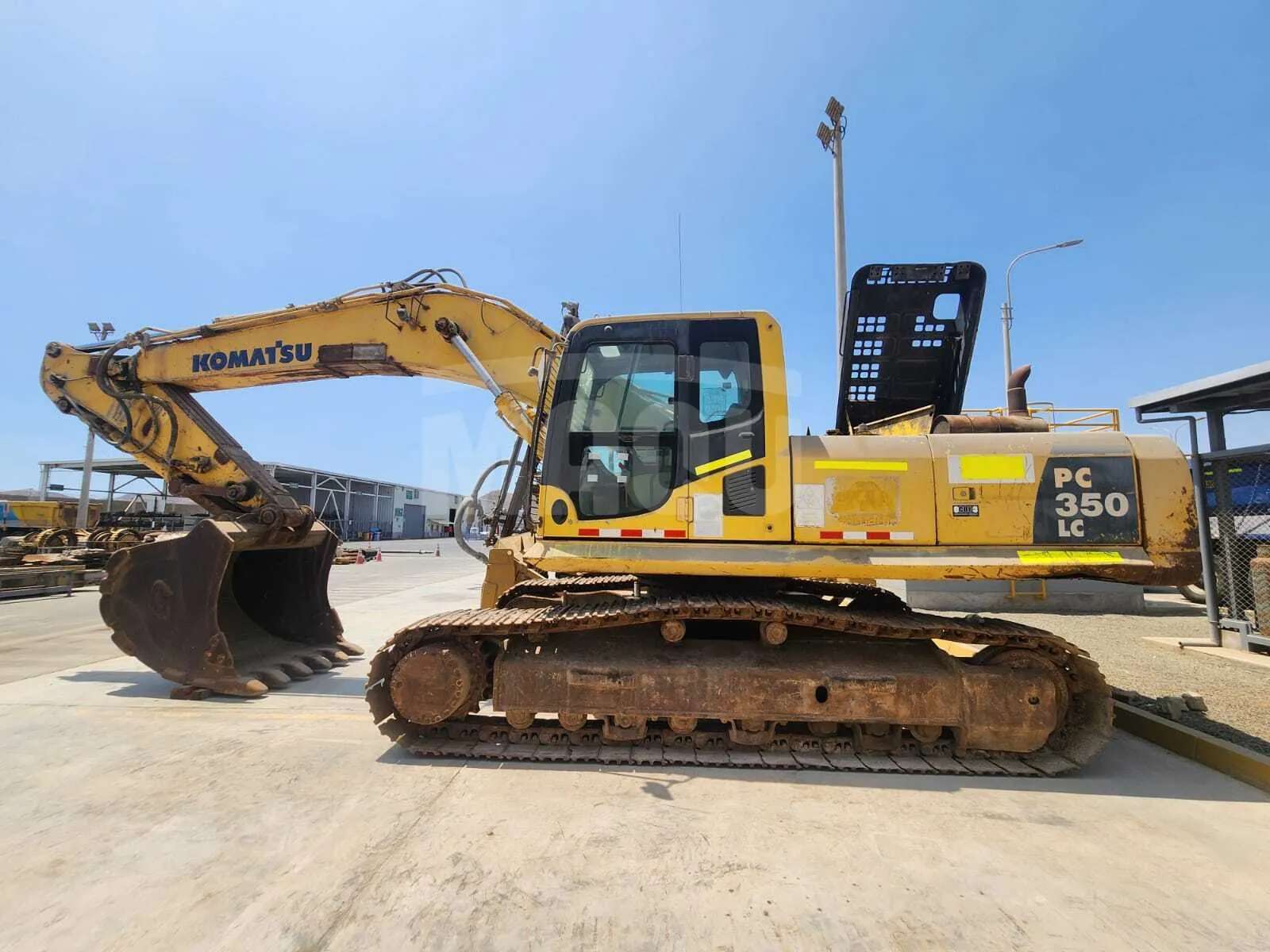 Excavadora sobre orugas KOMATSU PC350LC-8 (2013)