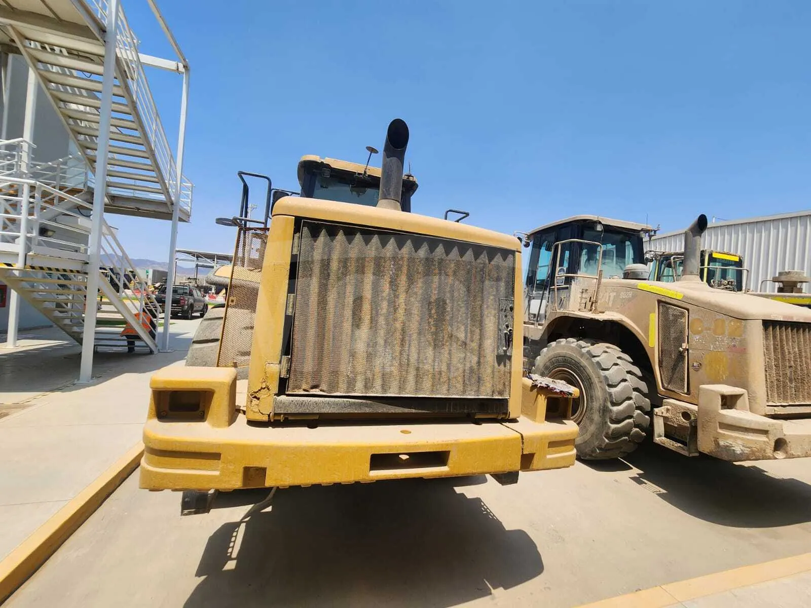 Cargador frontal CATERPILLAR 966H (2014) - Foto # 5