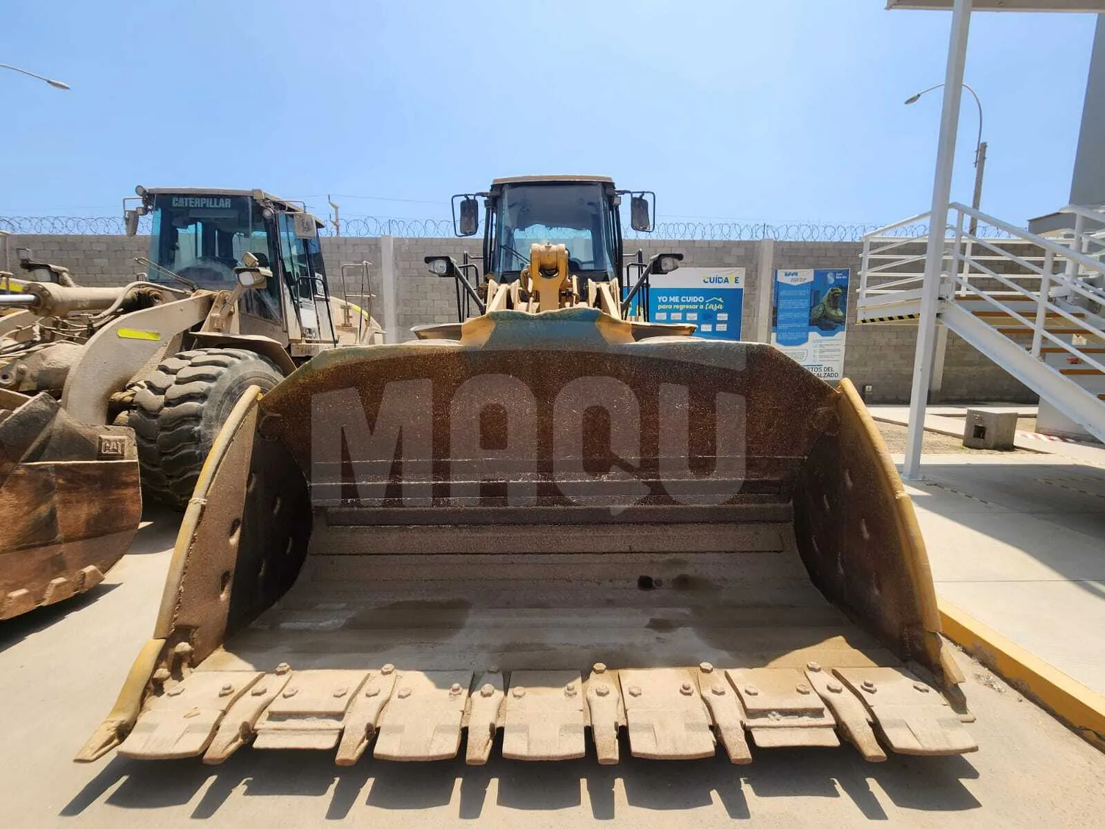 Cargador frontal CATERPILLAR 966H (2014) - Foto # 3