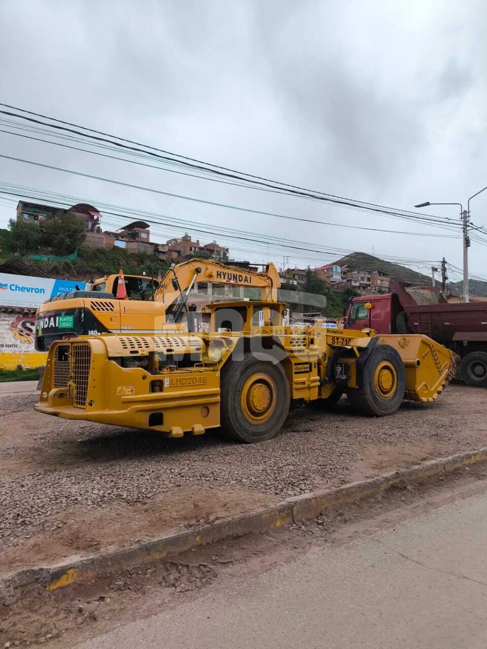 Cargador de bajo perfil ATLAS COPCO ST-710 (2012) - Foto # 4