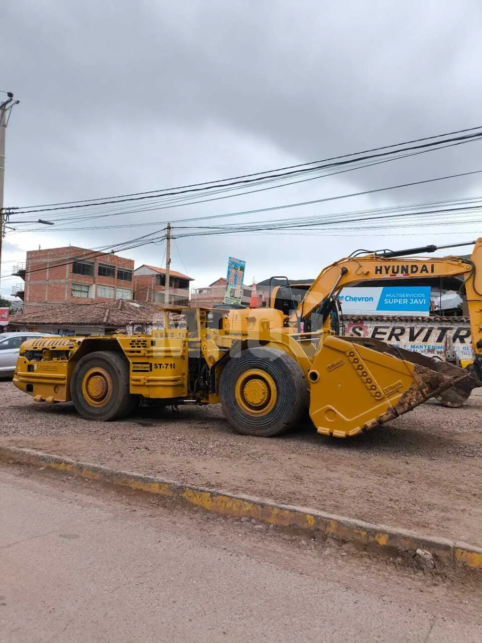 Cargador de bajo perfil ATLAS COPCO ST-710 (2012) - Foto # 5